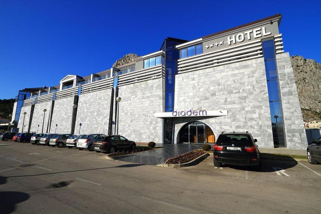 Hotel Diadem Omiš Esterno foto